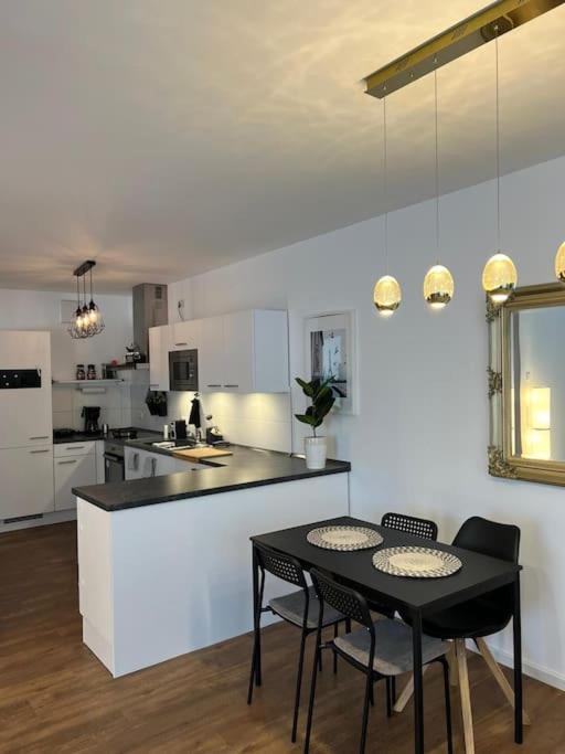 Moderne Wohnung Mit 4 Betten Bochum Exterior photo