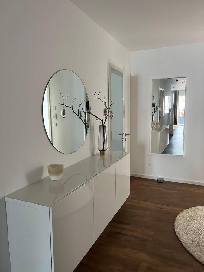Moderne Wohnung Mit 4 Betten Bochum Exterior photo